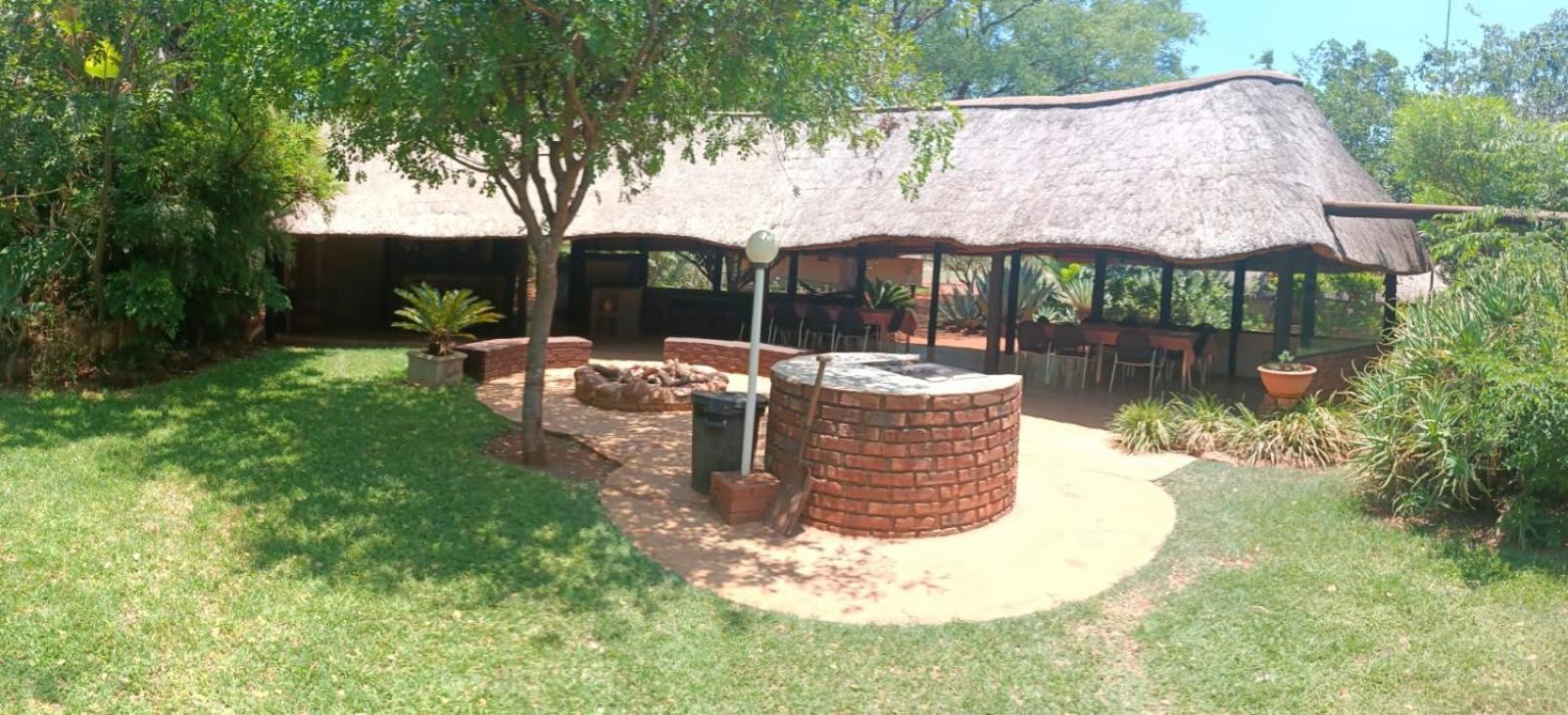 Gallery Inn Bela-Bela Exterior photo